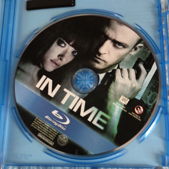 In Time Blu-ray DVD Digital Copy - Picture 3 of 4